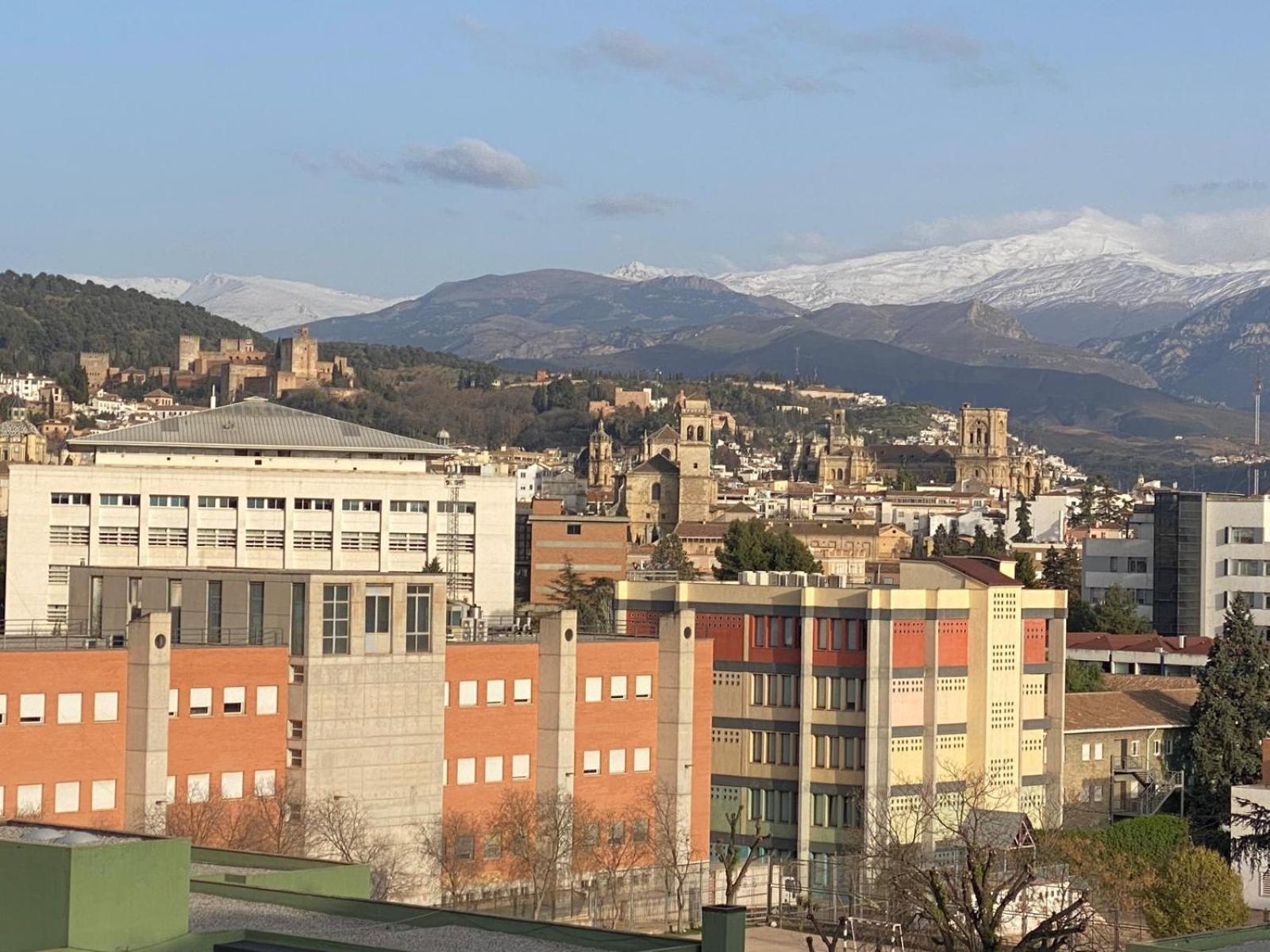 H&h Mirador De Vistas A La Alhambra Y Sierra Nevada Appartement Granada
